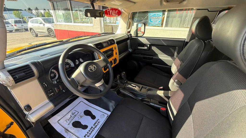 used 2007 Toyota FJ Cruiser car, priced at $15,995