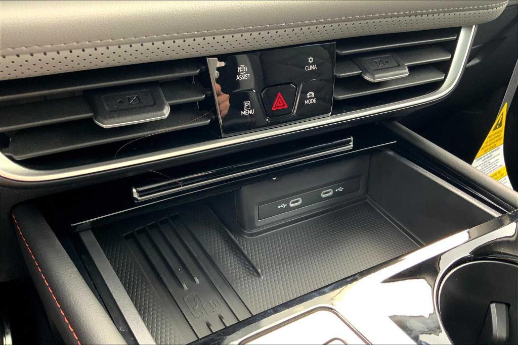 new 2026 Volkswagen Atlas car, priced at $49,668