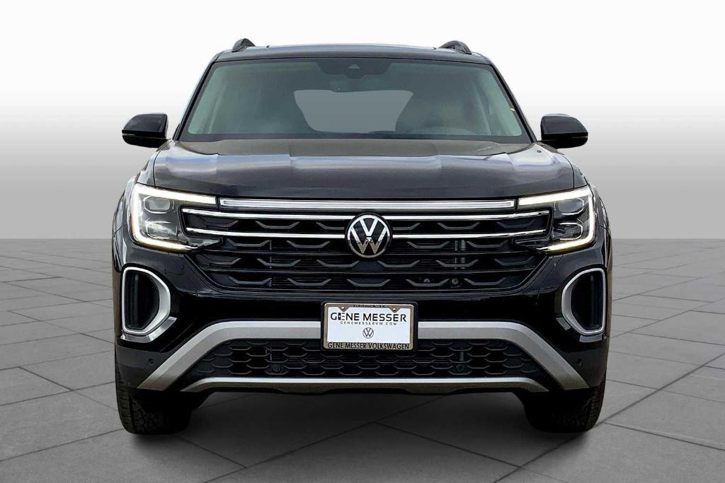 new 2026 Volkswagen Atlas car, priced at $49,668