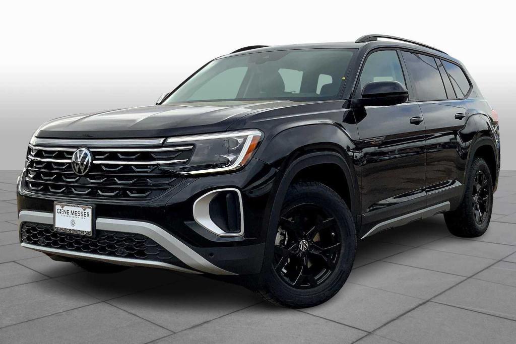 new 2026 Volkswagen Atlas car, priced at $49,668