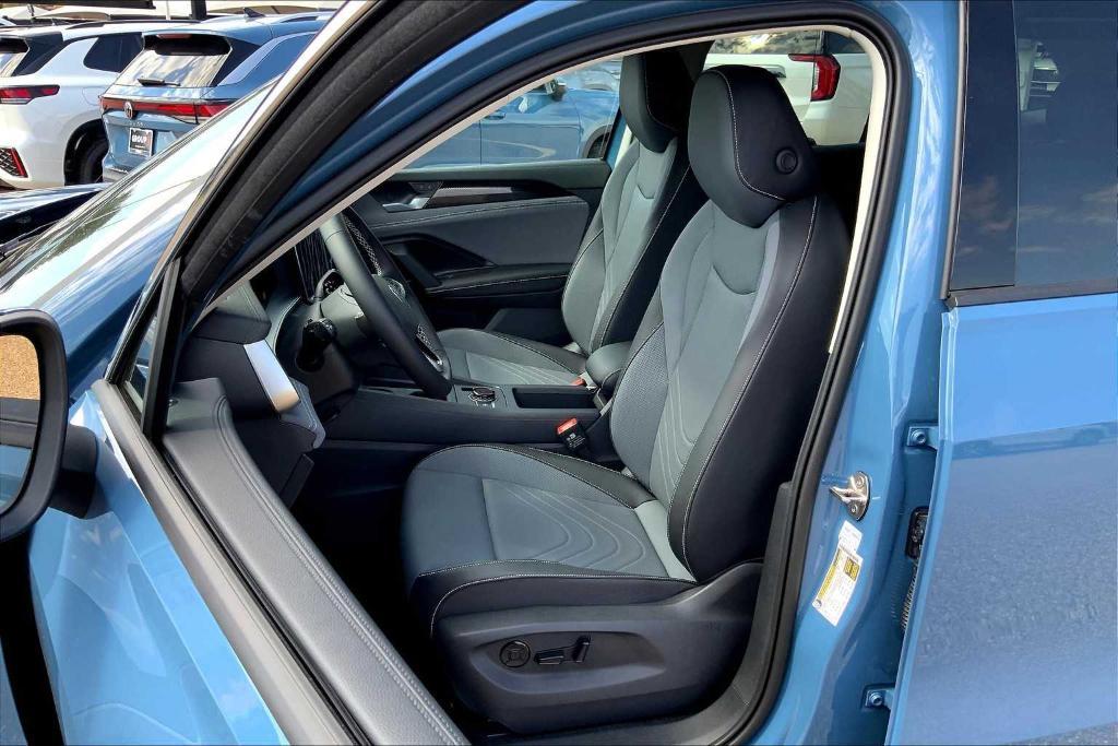 new 2025 Volkswagen Tiguan car, priced at $36,806