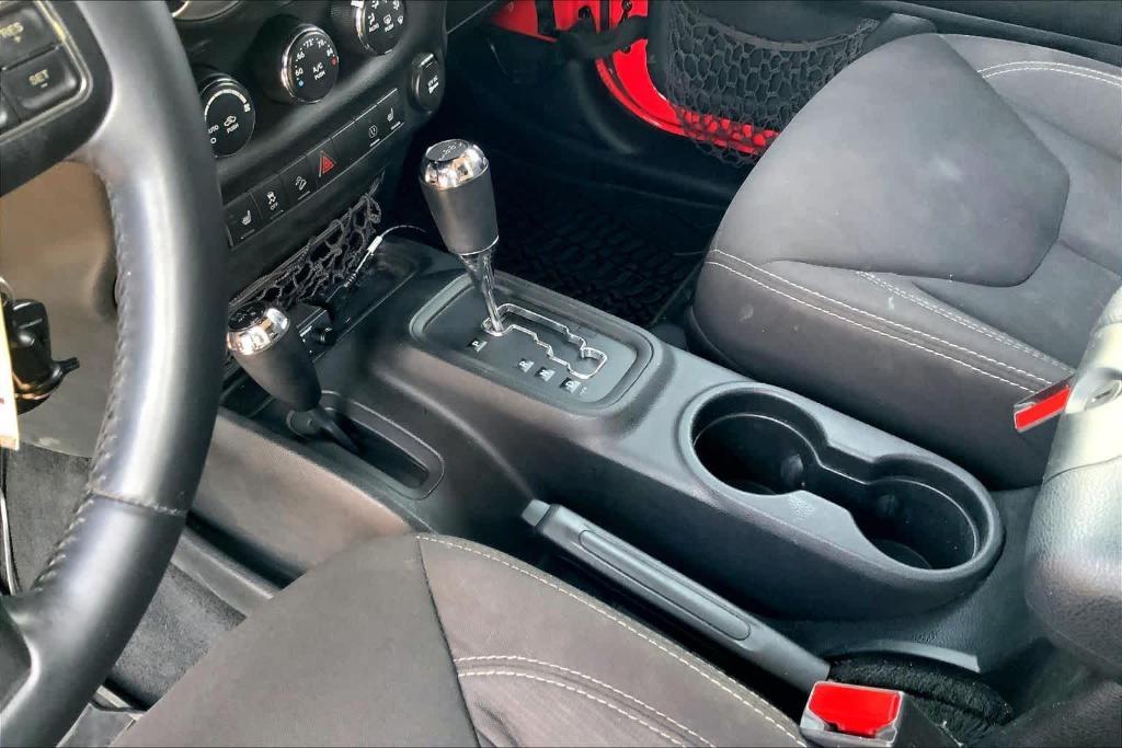 used 2013 Jeep Wrangler Unlimited car, priced at $16,200