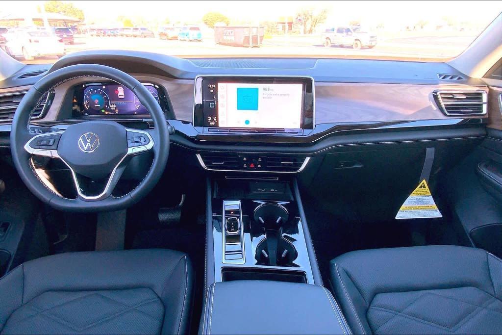 new 2026 Volkswagen Atlas car, priced at $46,438