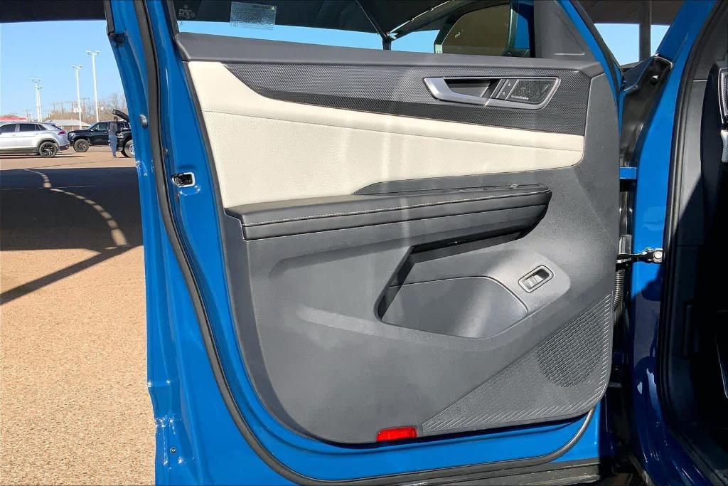 new 2026 Volkswagen Atlas Cross Sport car, priced at $54,364