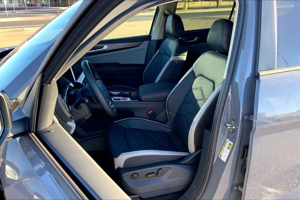 new 2026 Volkswagen Atlas car, priced at $49,539