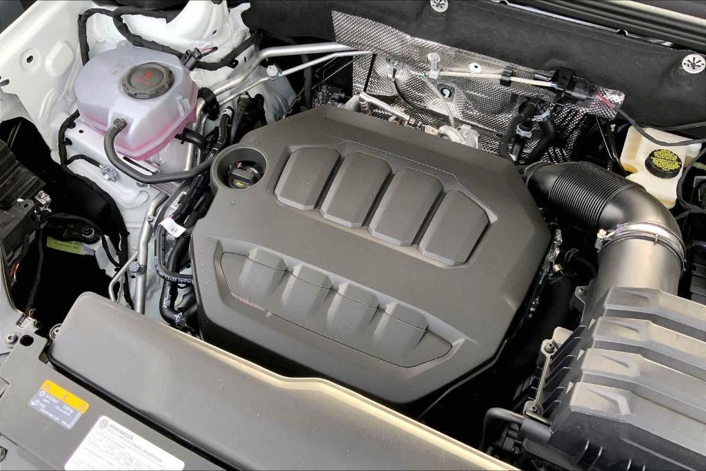 new 2026 Volkswagen Atlas Cross Sport car, priced at $47,201