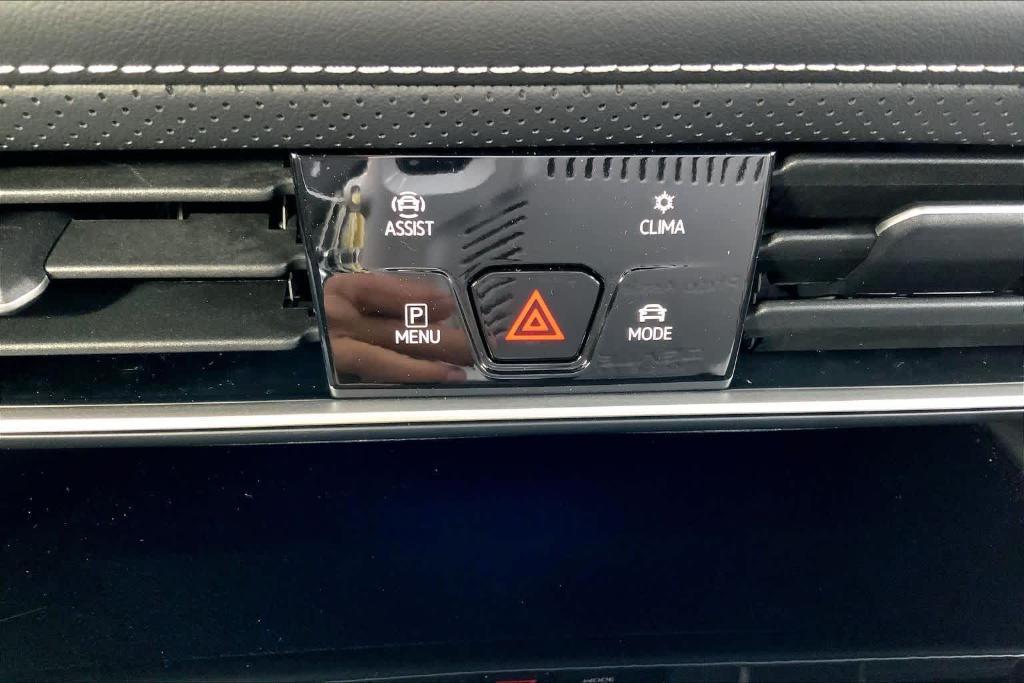 new 2026 Volkswagen Atlas Cross Sport car, priced at $47,201