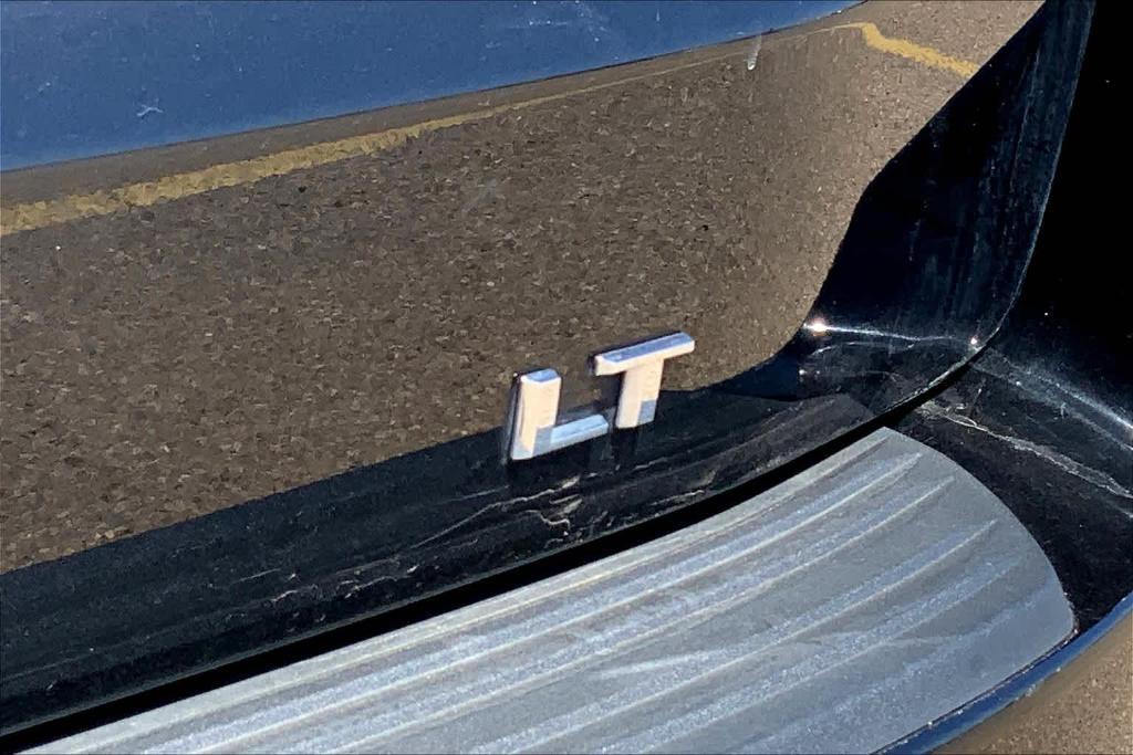 used 2022 Chevrolet Suburban car, priced at $34,200