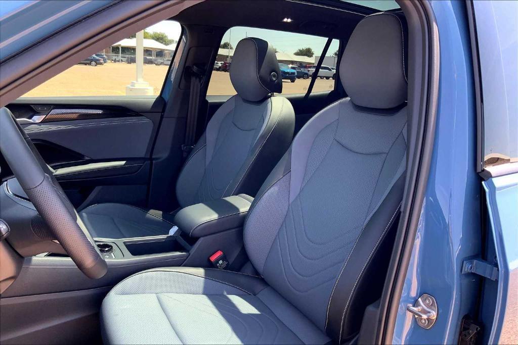 new 2025 Volkswagen Tiguan car, priced at $38,815