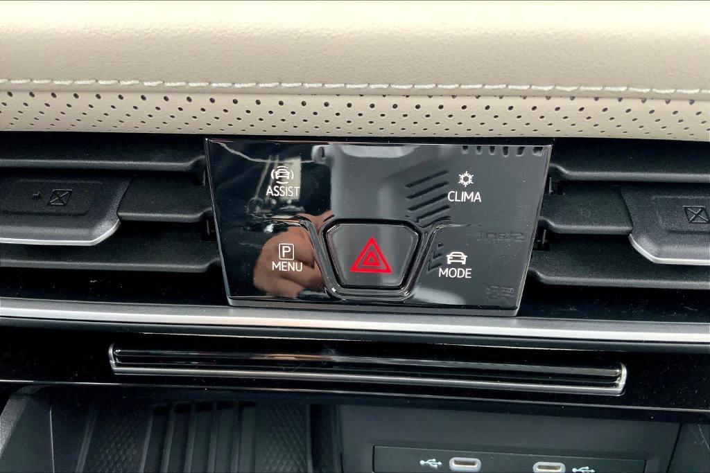 new 2026 Volkswagen Atlas car, priced at $47,462