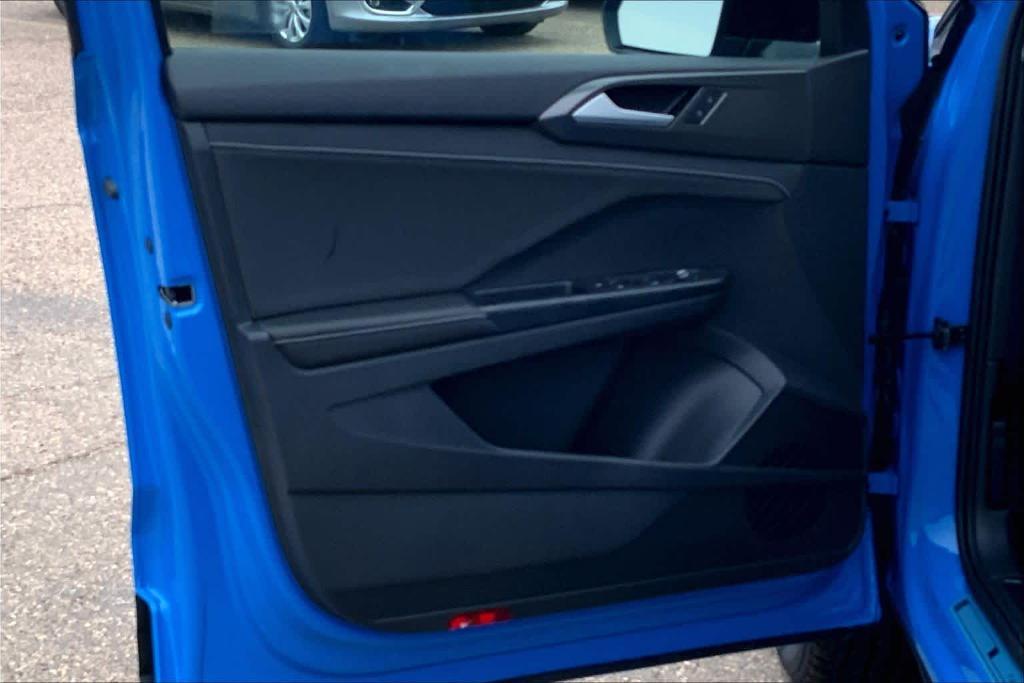 new 2026 Volkswagen Taos car, priced at $34,321