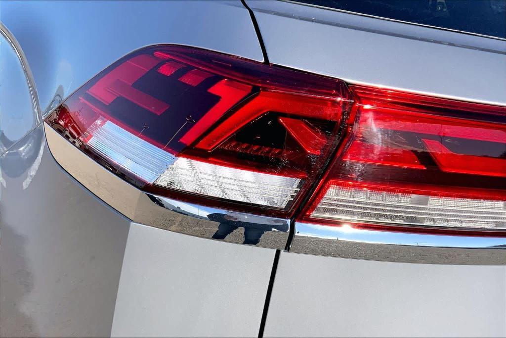 new 2026 Volkswagen Atlas Cross Sport car, priced at $40,801