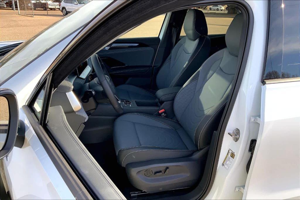 new 2026 Volkswagen Tiguan car, priced at $39,856