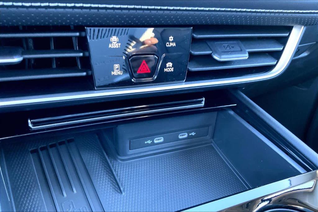 new 2026 Volkswagen Atlas car, priced at $46,212