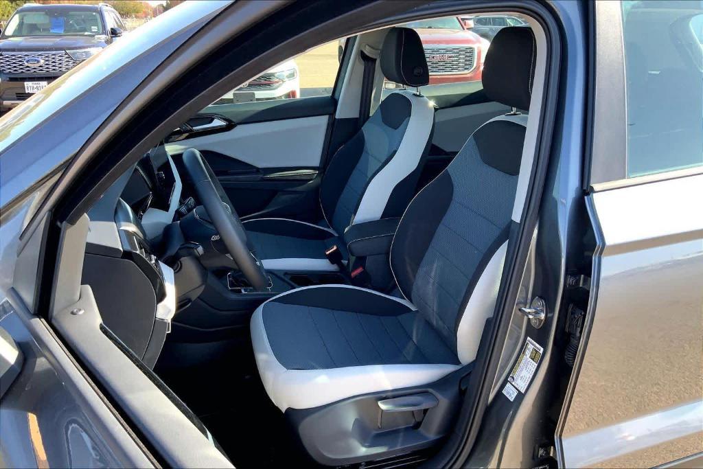 new 2026 Volkswagen Taos car, priced at $27,737