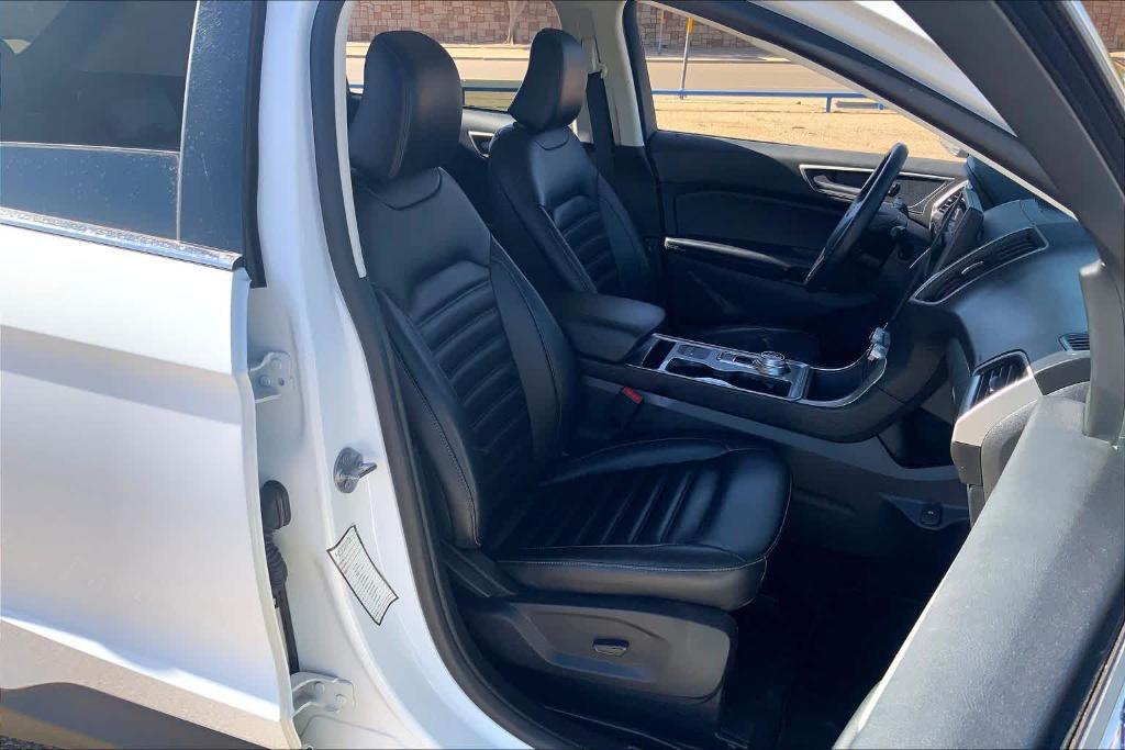 used 2024 Ford Edge car, priced at $24,200