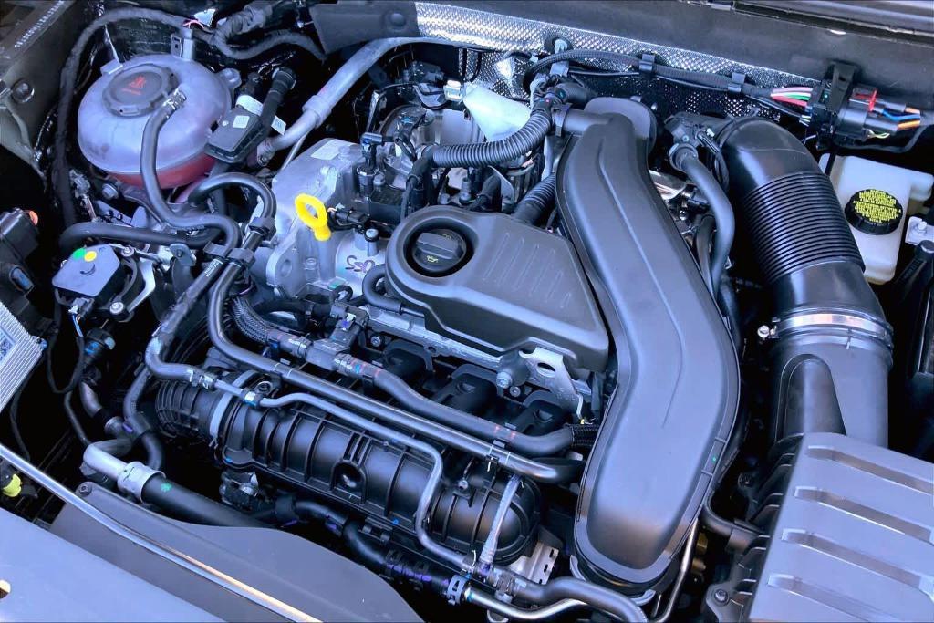 new 2026 Volkswagen Taos car, priced at $33,977