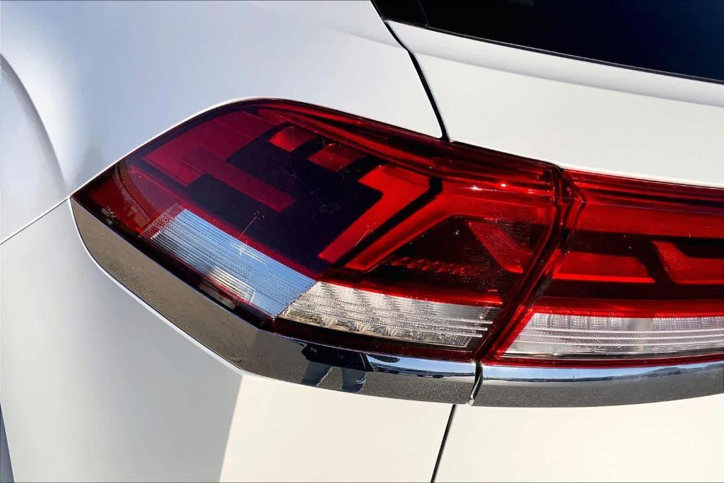 new 2026 Volkswagen Atlas Cross Sport car, priced at $47,201