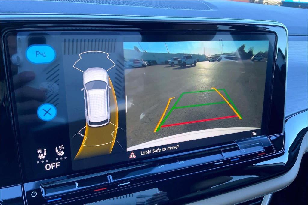 new 2026 Volkswagen Atlas Cross Sport car, priced at $47,201