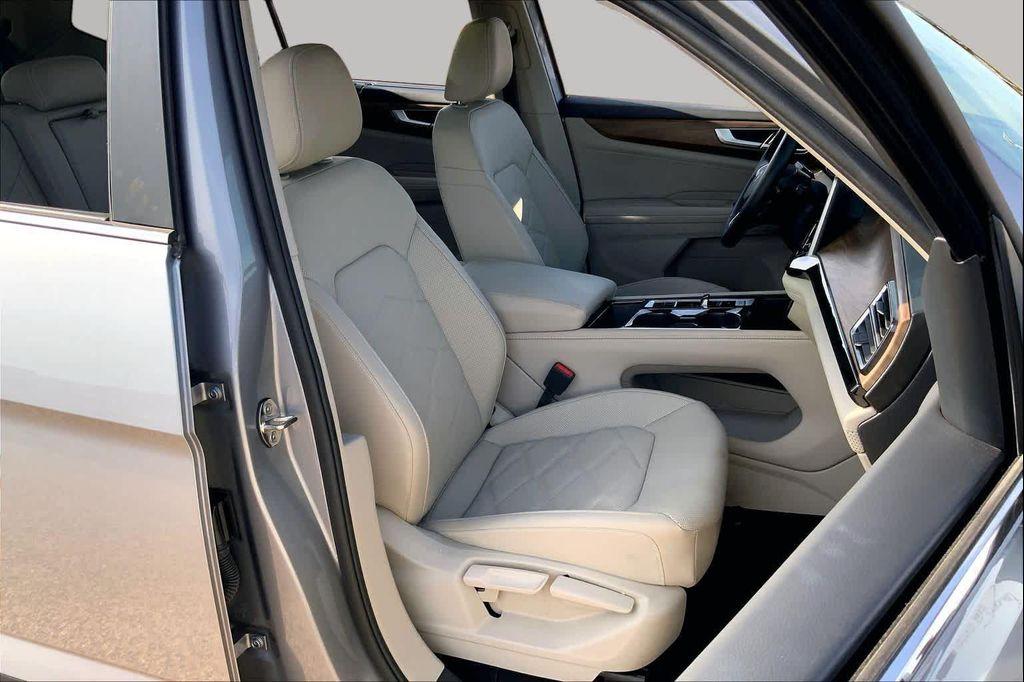 used 2026 Volkswagen Atlas car