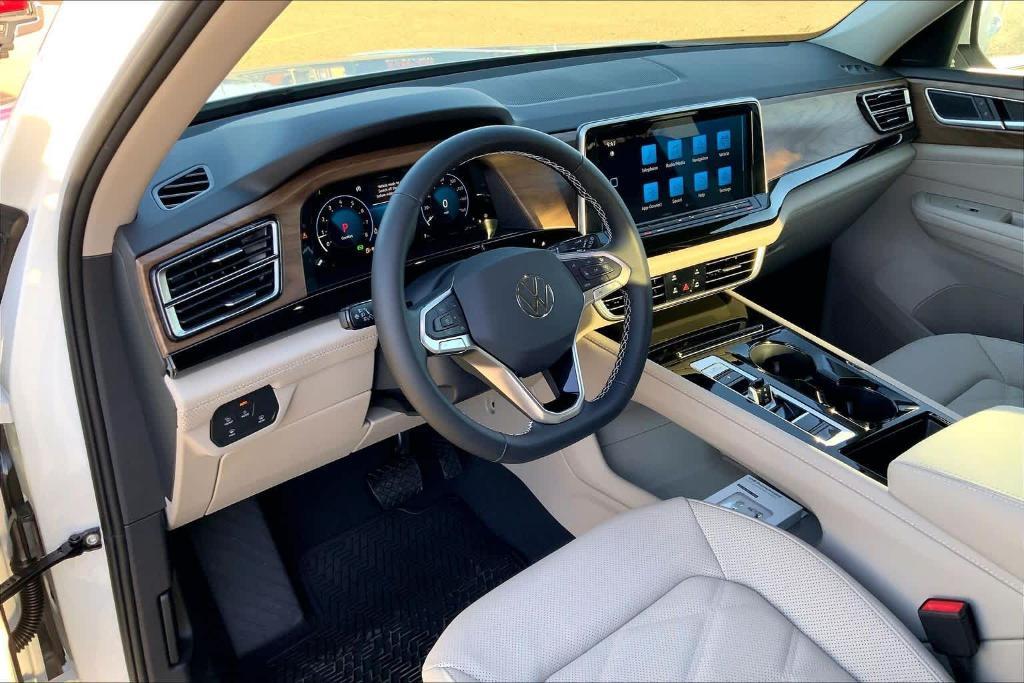 new 2026 Volkswagen Atlas car, priced at $45,386