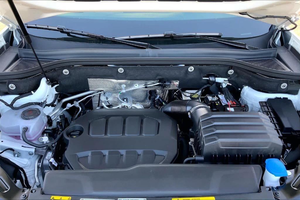 new 2026 Volkswagen Atlas car, priced at $45,386