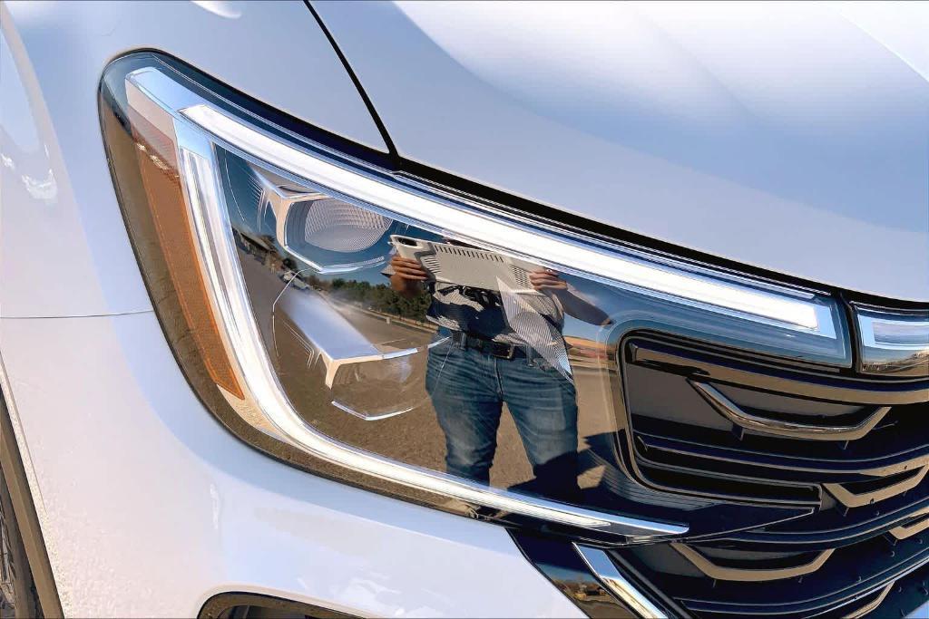 new 2026 Volkswagen Atlas Cross Sport car, priced at $41,356