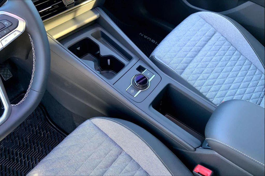 new 2026 Volkswagen Tiguan car, priced at $30,556