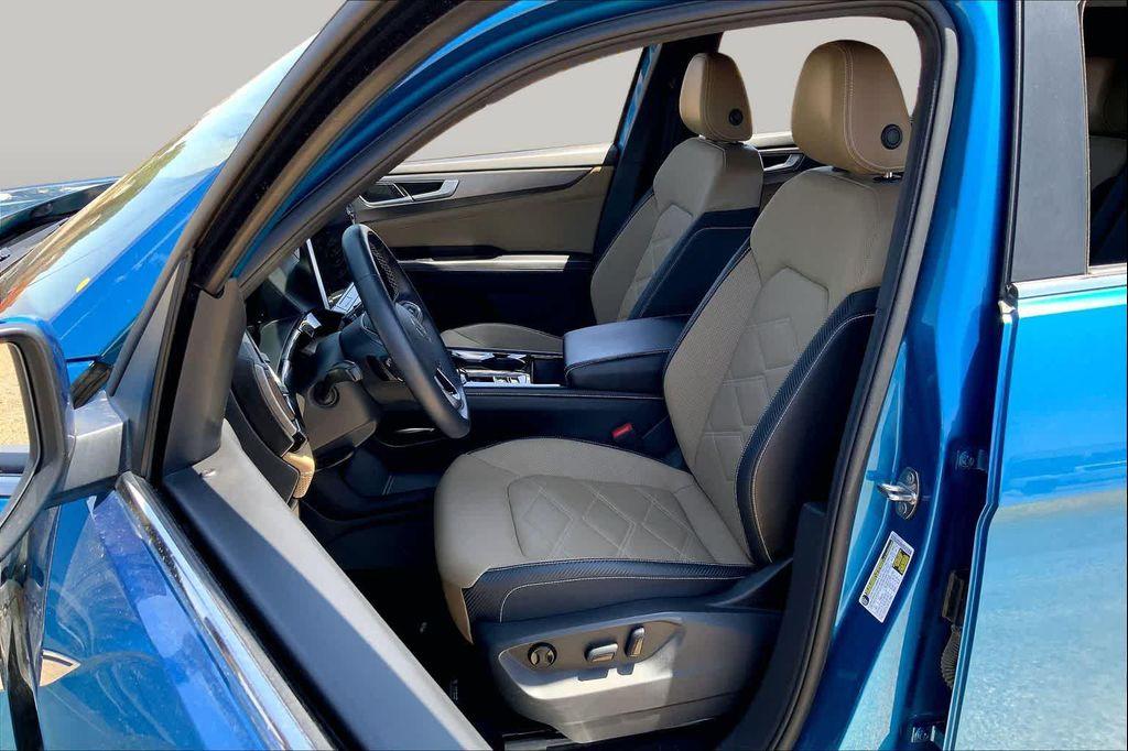 used 2024 Volkswagen Atlas Cross Sport car, priced at $28,425