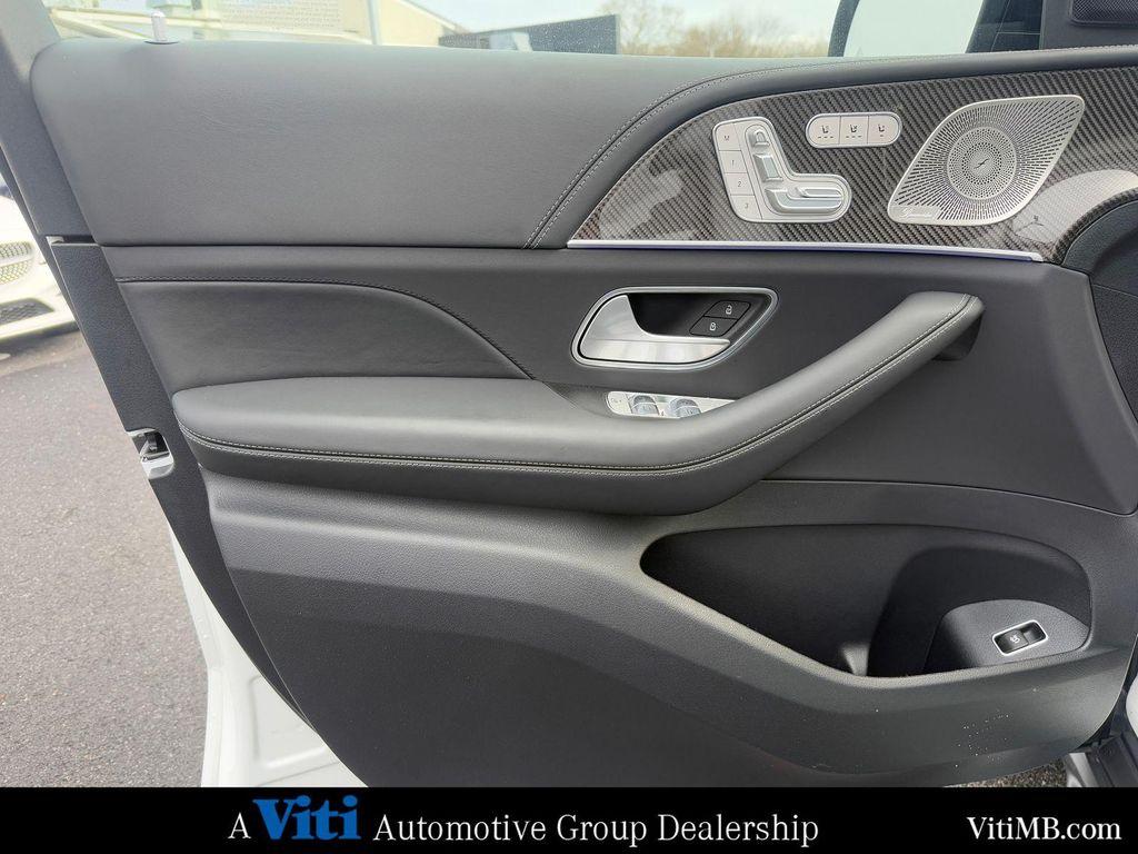 new 2026 Mercedes-Benz AMG GLE 53 car, priced at $109,685