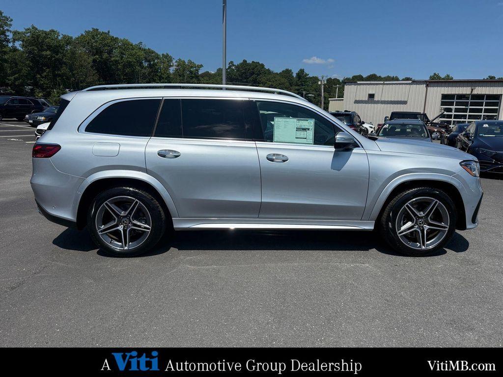 new 2025 Mercedes-Benz GLS 450 car, priced at $95,365