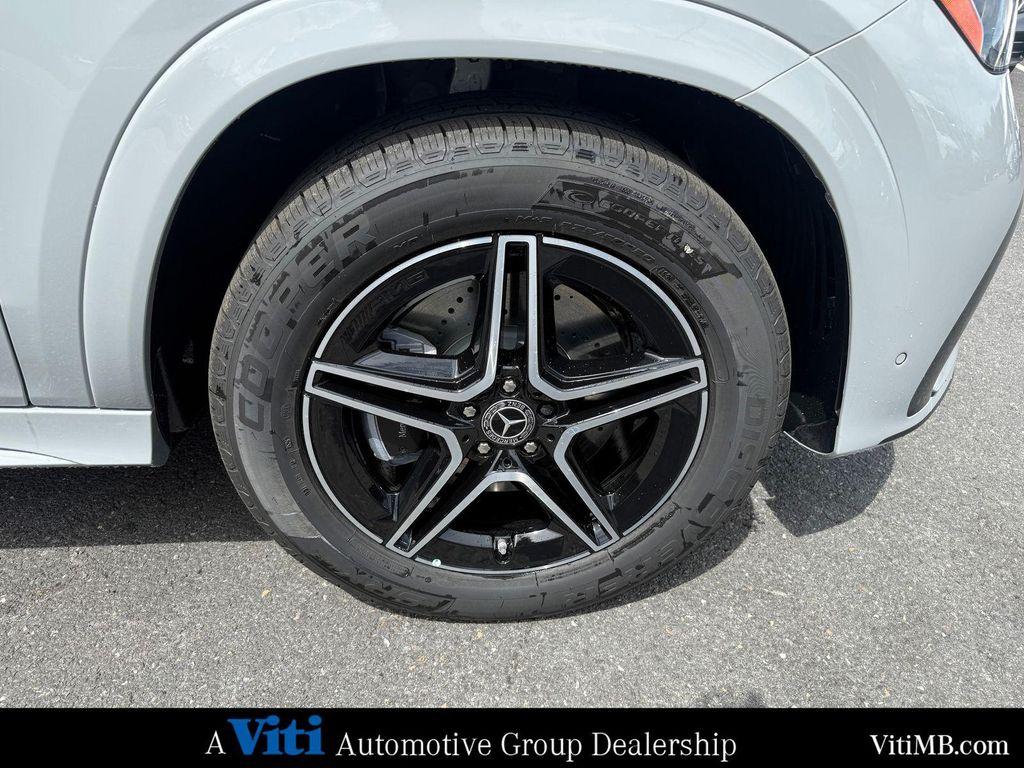 new 2025 Mercedes-Benz GLE 450 car, priced at $84,530