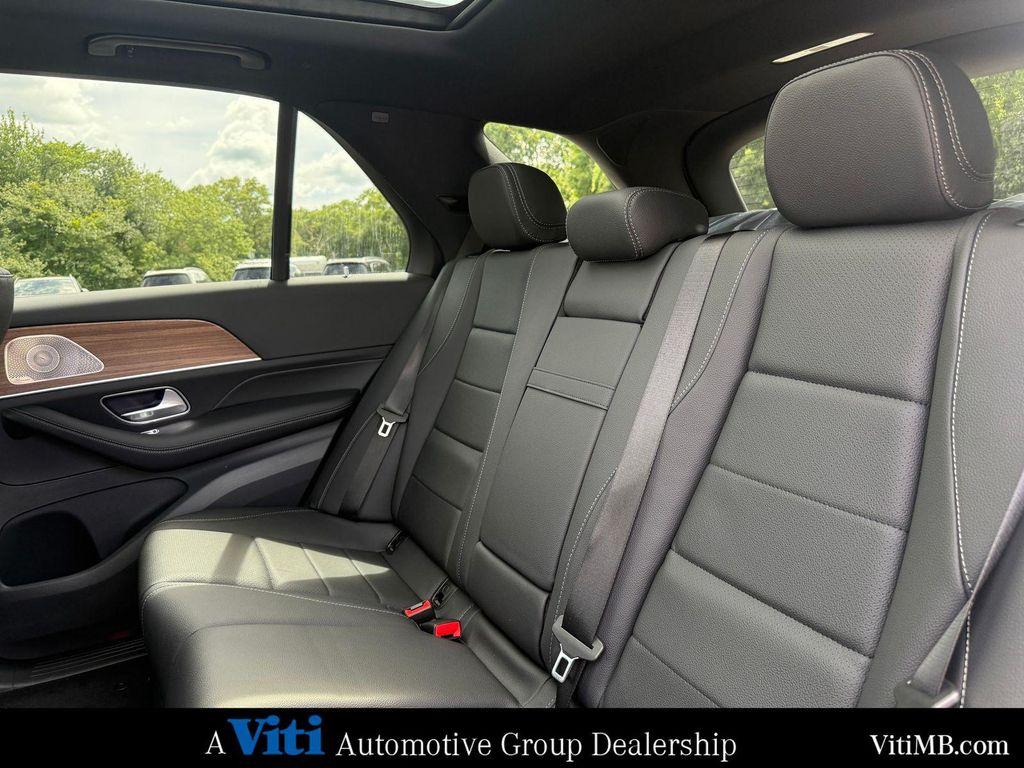 new 2025 Mercedes-Benz GLE 450 car, priced at $84,530