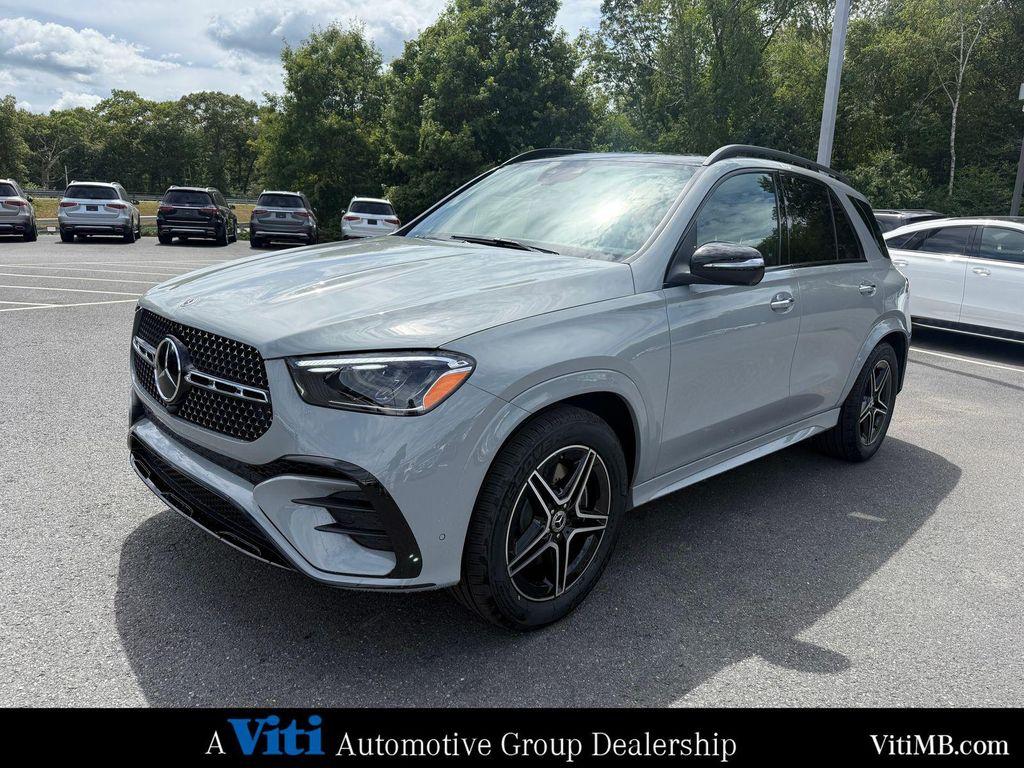 new 2025 Mercedes-Benz GLE 450 car, priced at $84,530