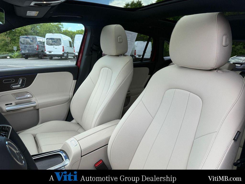 used 2026 Mercedes-Benz GLA 250 car, priced at $41,988
