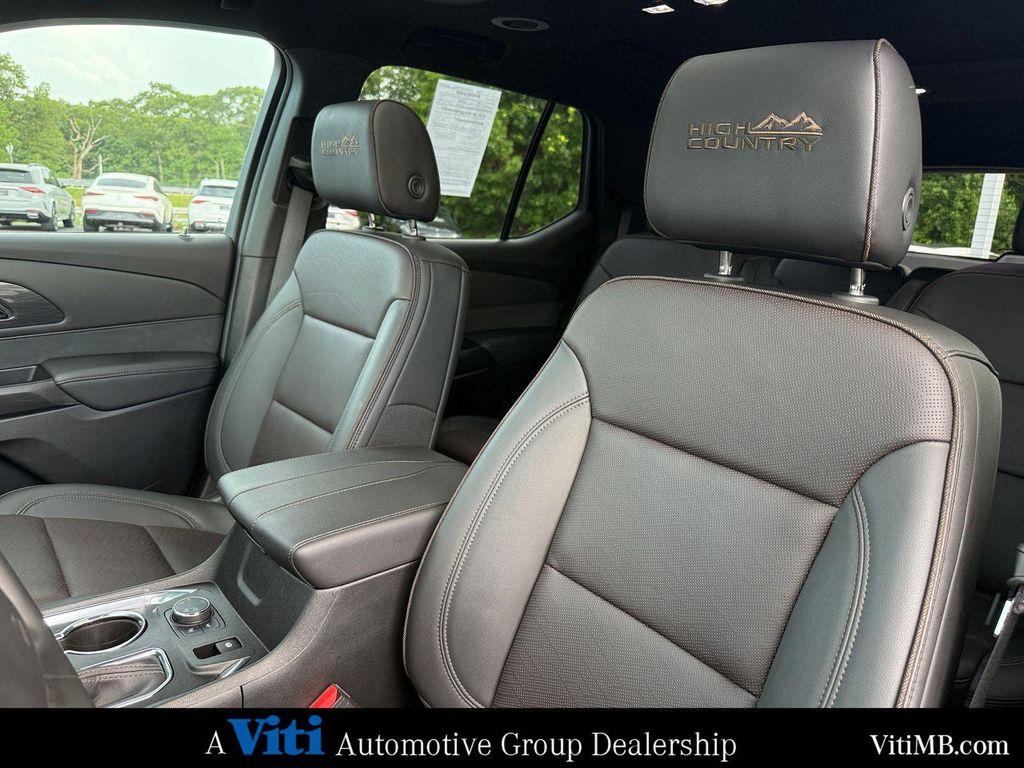used 2023 Chevrolet Traverse car, priced at $38,582