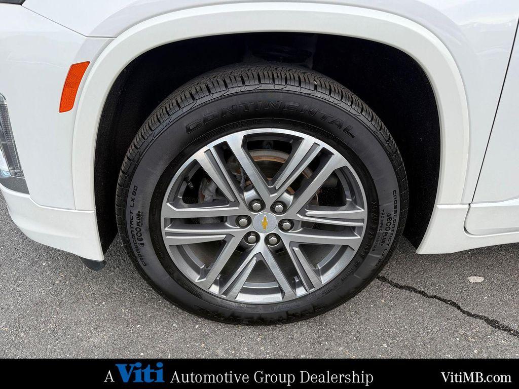 used 2023 Chevrolet Traverse car, priced at $38,582