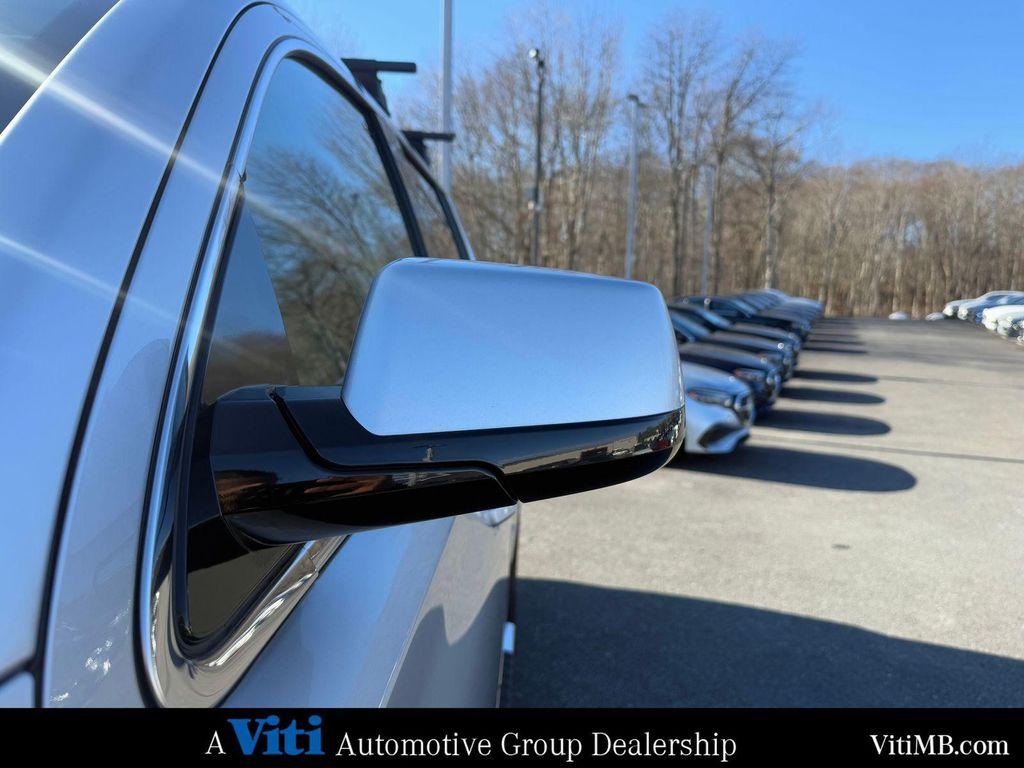 used 2017 Chevrolet Suburban car, priced at $24,988