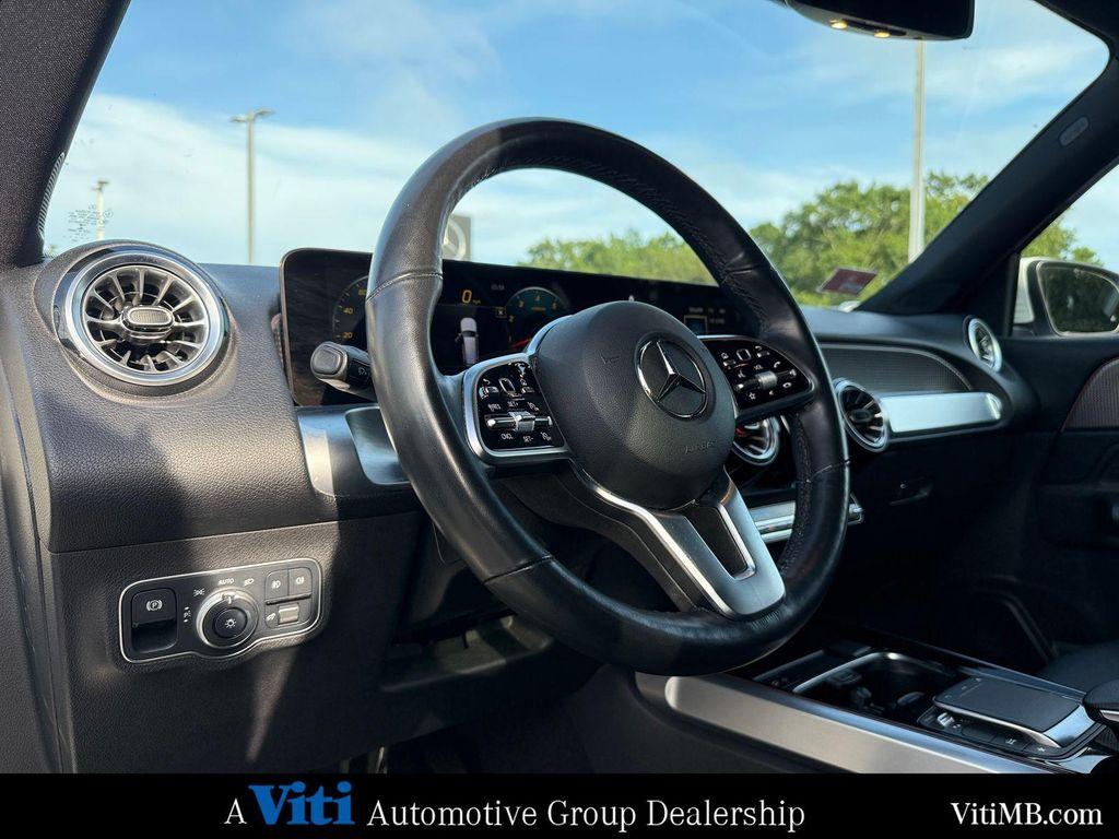 used 2022 Mercedes-Benz GLB 250 car, priced at $25,988