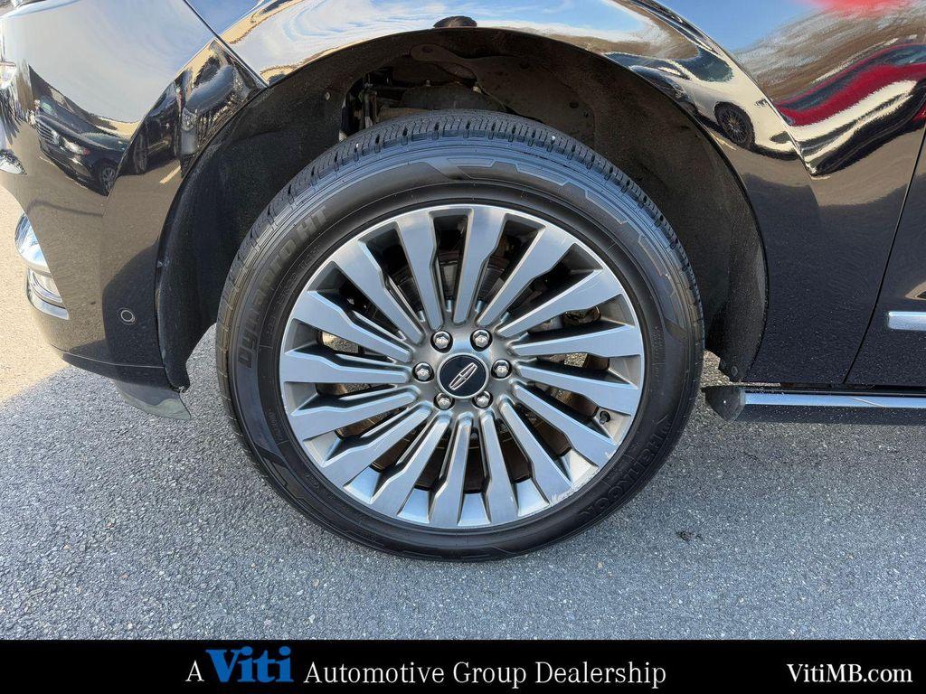 used 2020 Lincoln Navigator car, priced at $42,988