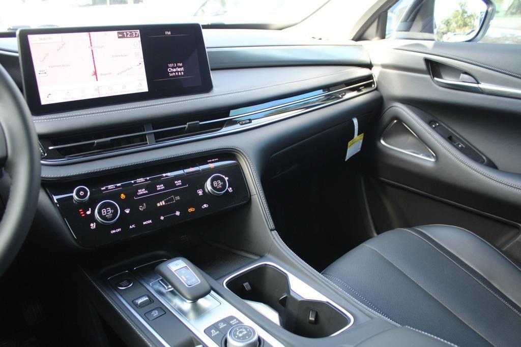 used 2025 INFINITI QX60 car, priced at $49,500