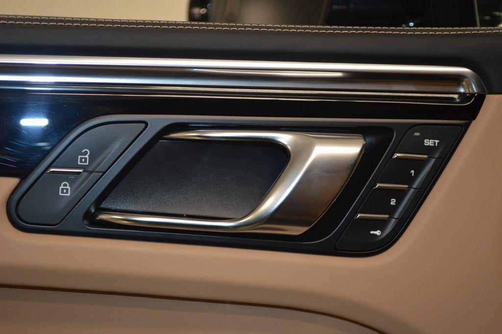 used 2025 Porsche Macan car