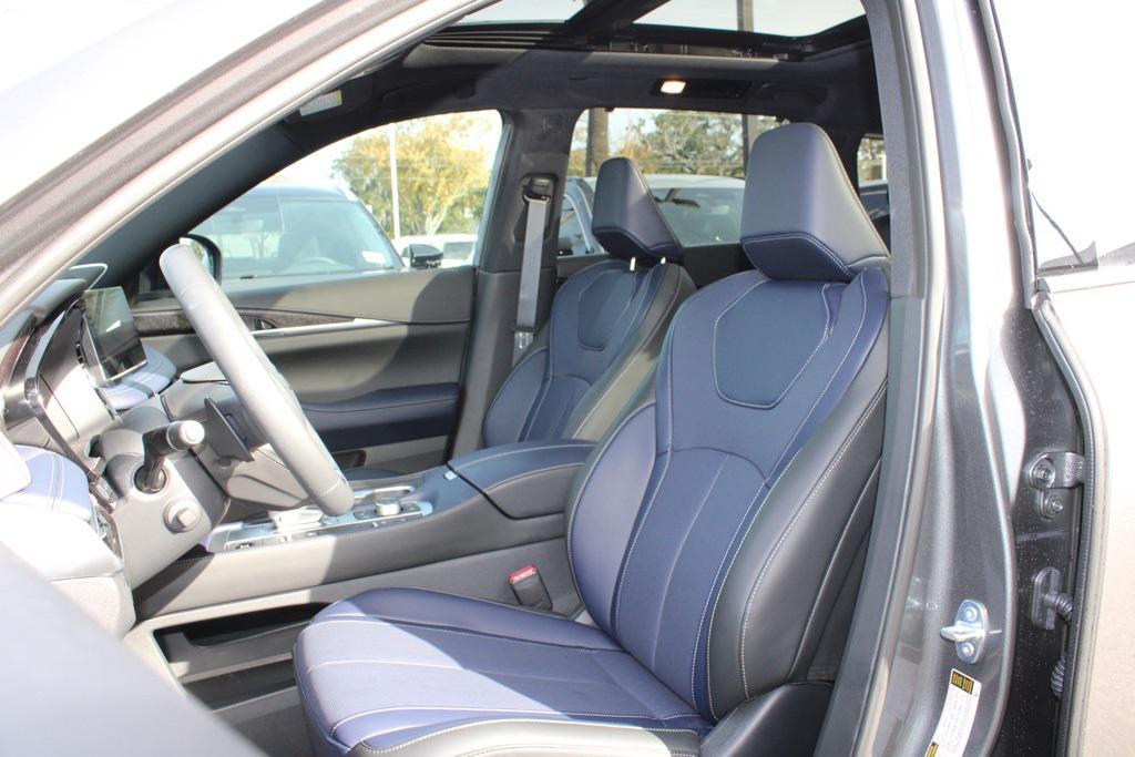 used 2026 INFINITI QX60 car, priced at $56,426
