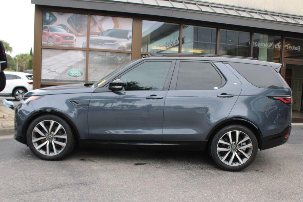 used 2025 Land Rover Discovery car, priced at $66,492