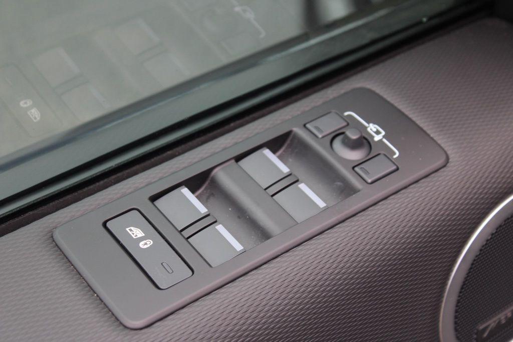 used 2025 Land Rover Discovery car, priced at $66,492