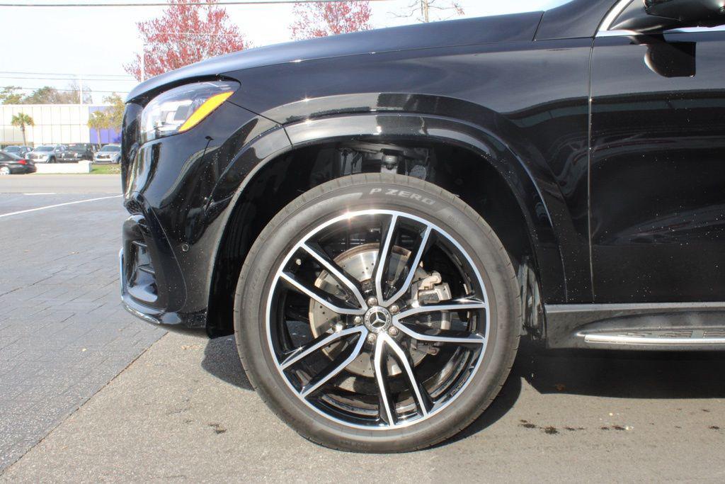 used 2025 Mercedes-Benz GLS 580 car, priced at $104,327