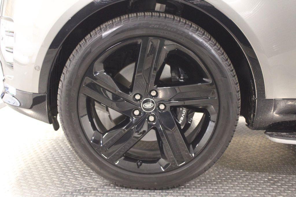 used 2025 Land Rover Discovery car, priced at $80,794