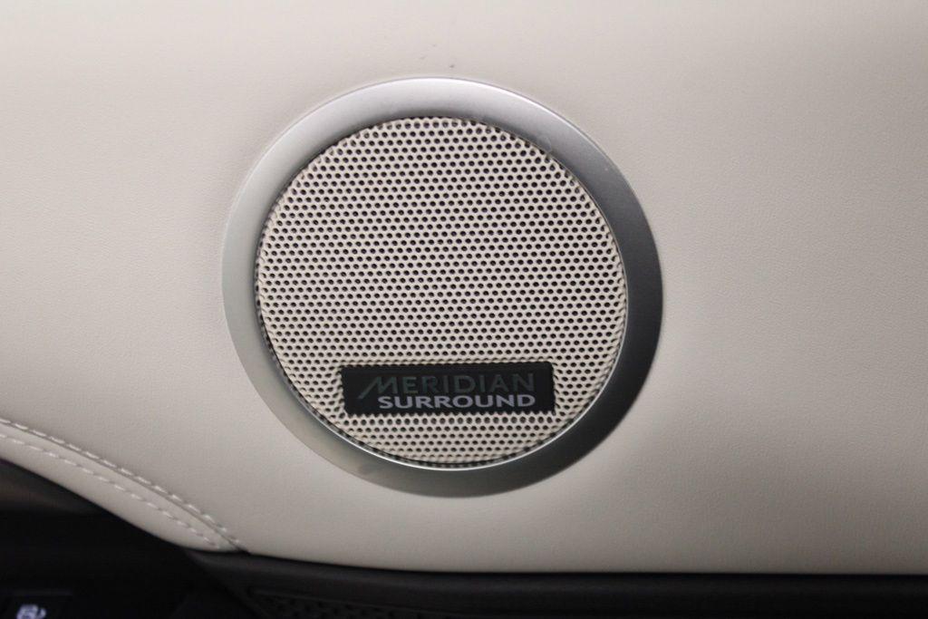used 2025 Land Rover Discovery car, priced at $80,794