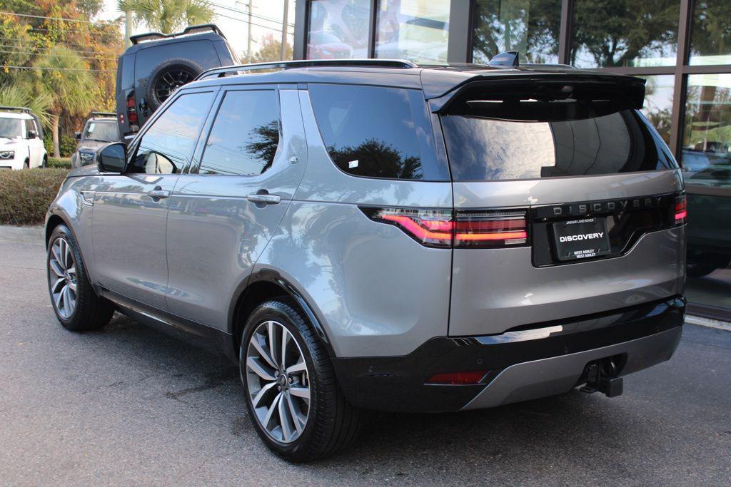 used 2025 Land Rover Discovery car, priced at $66,492