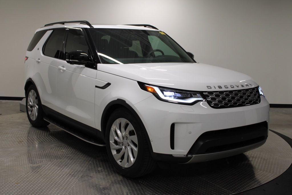 used 2025 Land Rover Discovery car, priced at $57,119